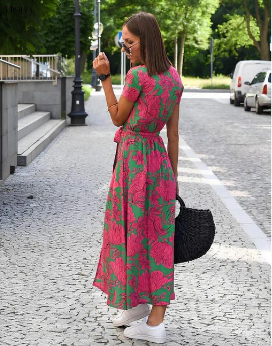 BELLE | SOMMERLICHES SOMMERKLEID